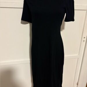 Universal Thread Black Sheath Midi Dress Crew Neck